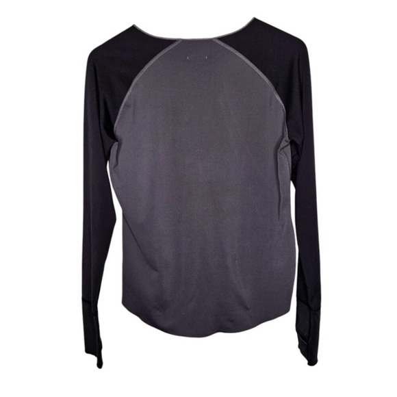 Oiselle Black and Gray Long Sleeve Tee-thumb holes, raglan sleeve, warm - Picture 5 of 7